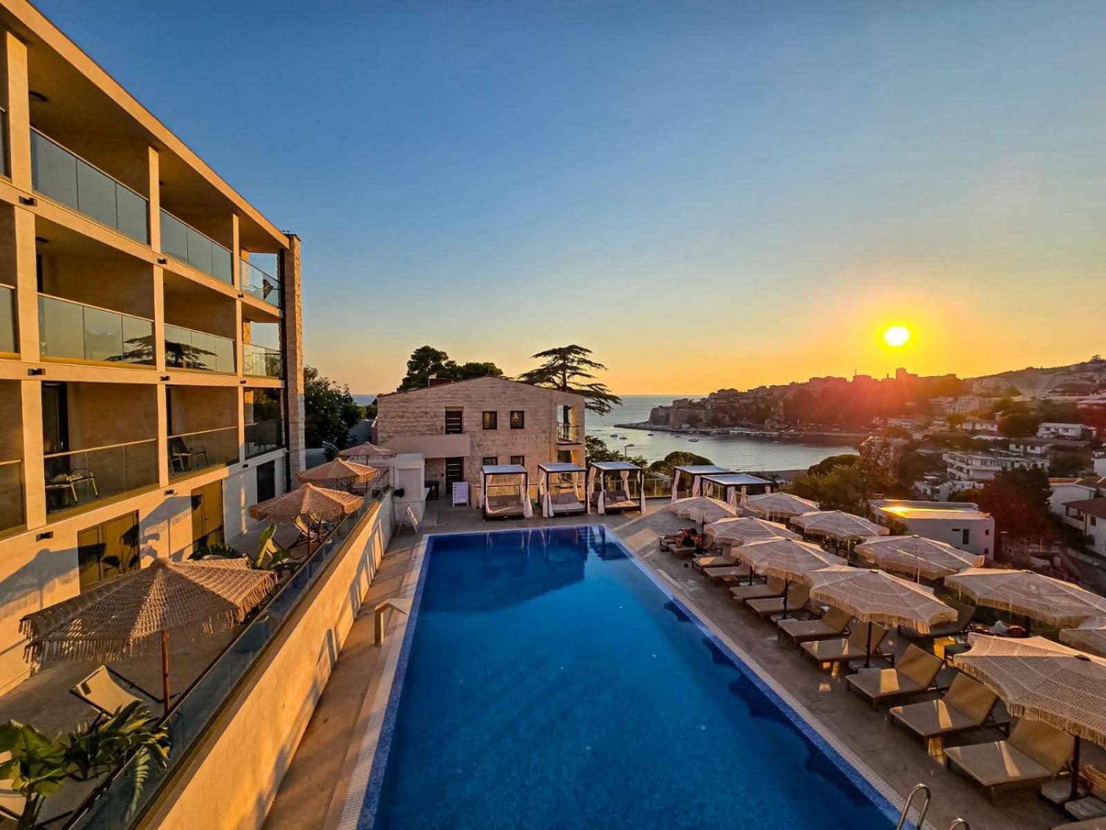 The New Hotel Mediteran - Villa Edition Ulcinj Exterior photo