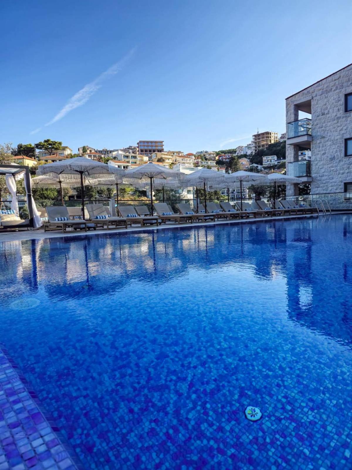 The New Hotel Mediteran - Villa Edition Ulcinj Exterior photo
